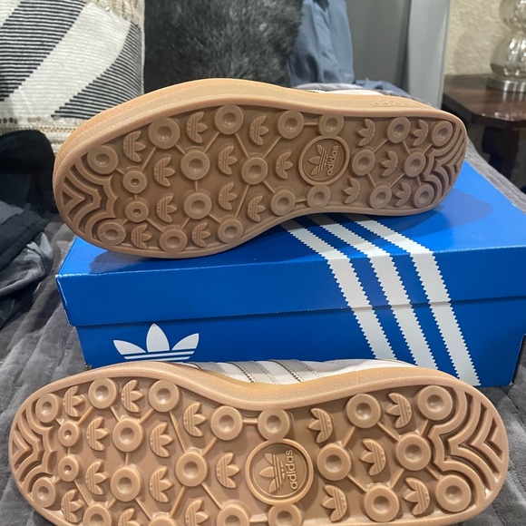 Adidas Gazelle Bold Women's Light Pink Sneakers. NEW w/Tags - Picture 4 of 4